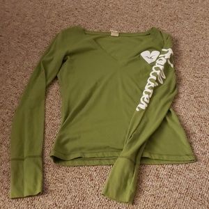 Hollister long sleeve v-neck